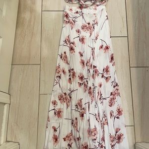 Laura’s boutique two piece skirt set